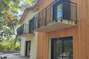 Garde-corps balcon en fer barreaudage aléatoire made in France