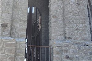 Escaliers hélicoïdal fer sur mesure sud Aveyron- Pourquié métallerie Rivière sur Tarn