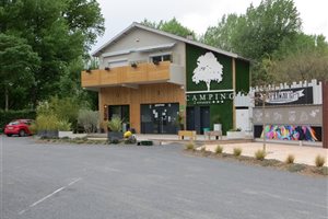 Enseigne camping personnalisé pourquié Rivière-sur-Tarn Aveyron France