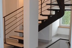 Escalier tournant habillage carrelage - Pourquié métallerie