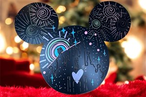Ardoise en métal pour enfant rose ou noir motif château Disney, Mickey- Aveyron, Pourquié 