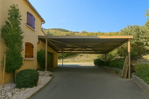 Carport, protection véhicule, protection intempéries en métal galvanisé et thermolaqué - Pourquié métallier, Aveyron