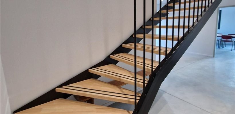 Escalier sur mesure bois et fer pourquie métallerie
